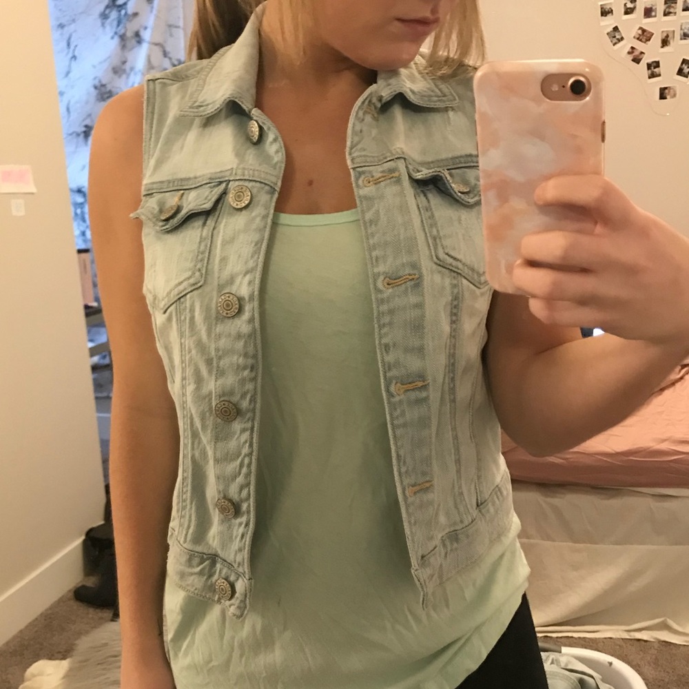 Distressed denim vest Garage - Picture 4 of 5